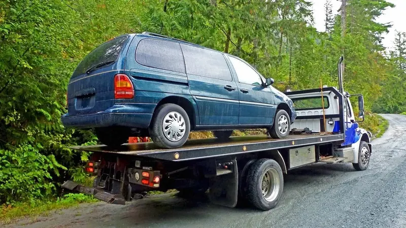 Washington flatbed towing a cargo van