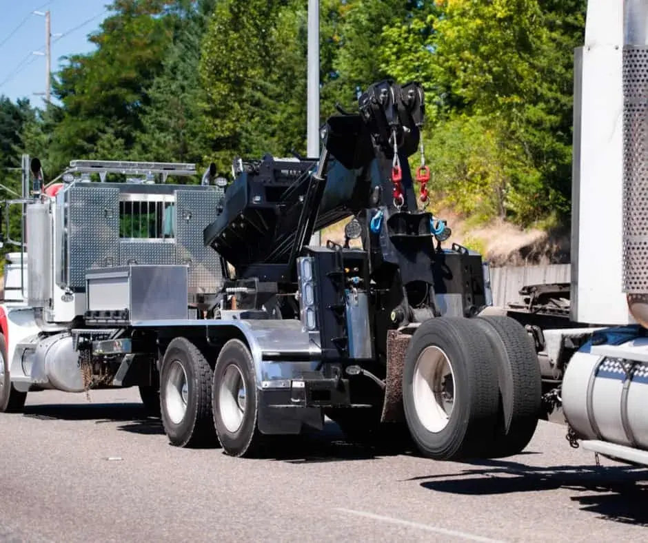 tow truck on western highway approach to Arlington