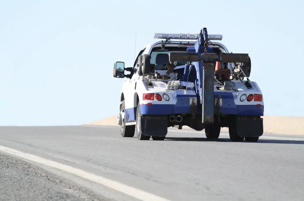 Washington wrecker tow truck on the roadside